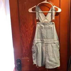 Overall jean romper